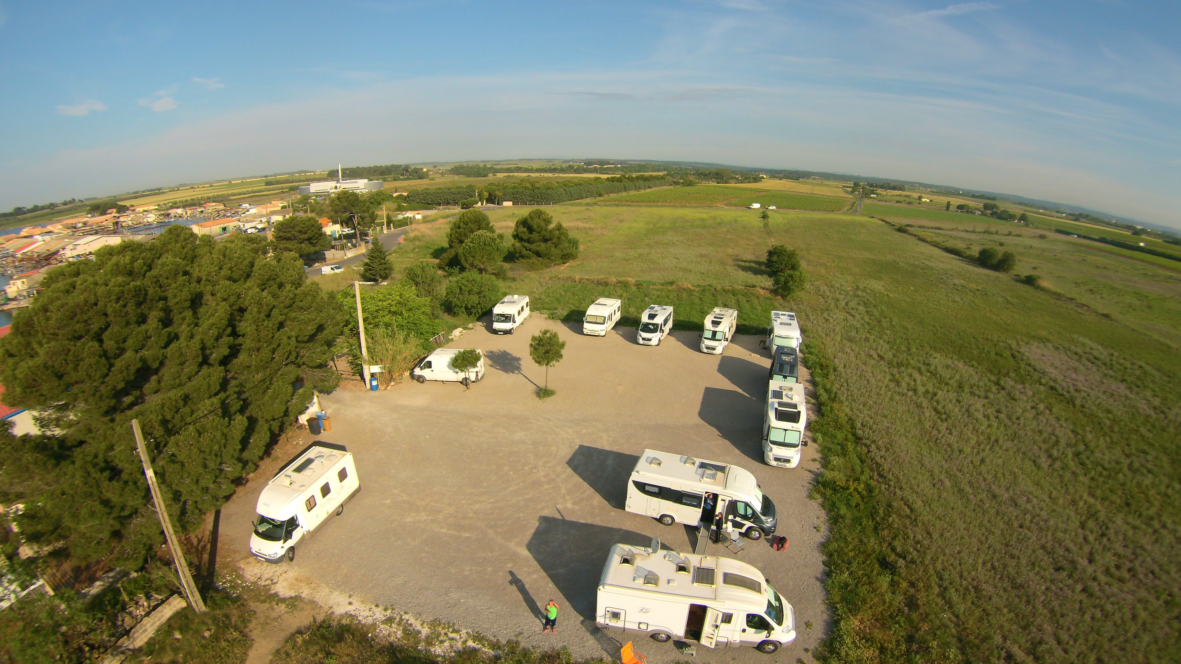 La Noisette-d'Oc-Aire-Camping-Car