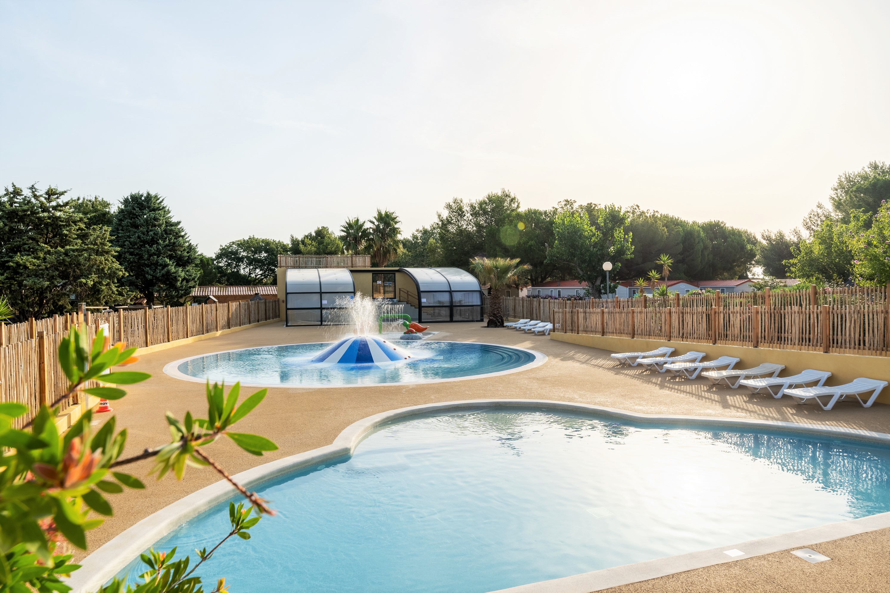 piscine 19 - camping familial meze plage piscine