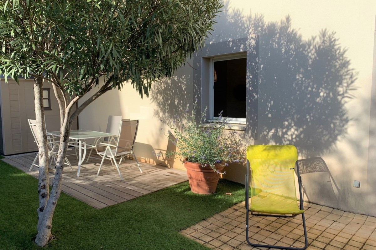 Location Appartement Bouzigues - Rez-de-Jardin Climatisé avec Terrasse et Jardin_8