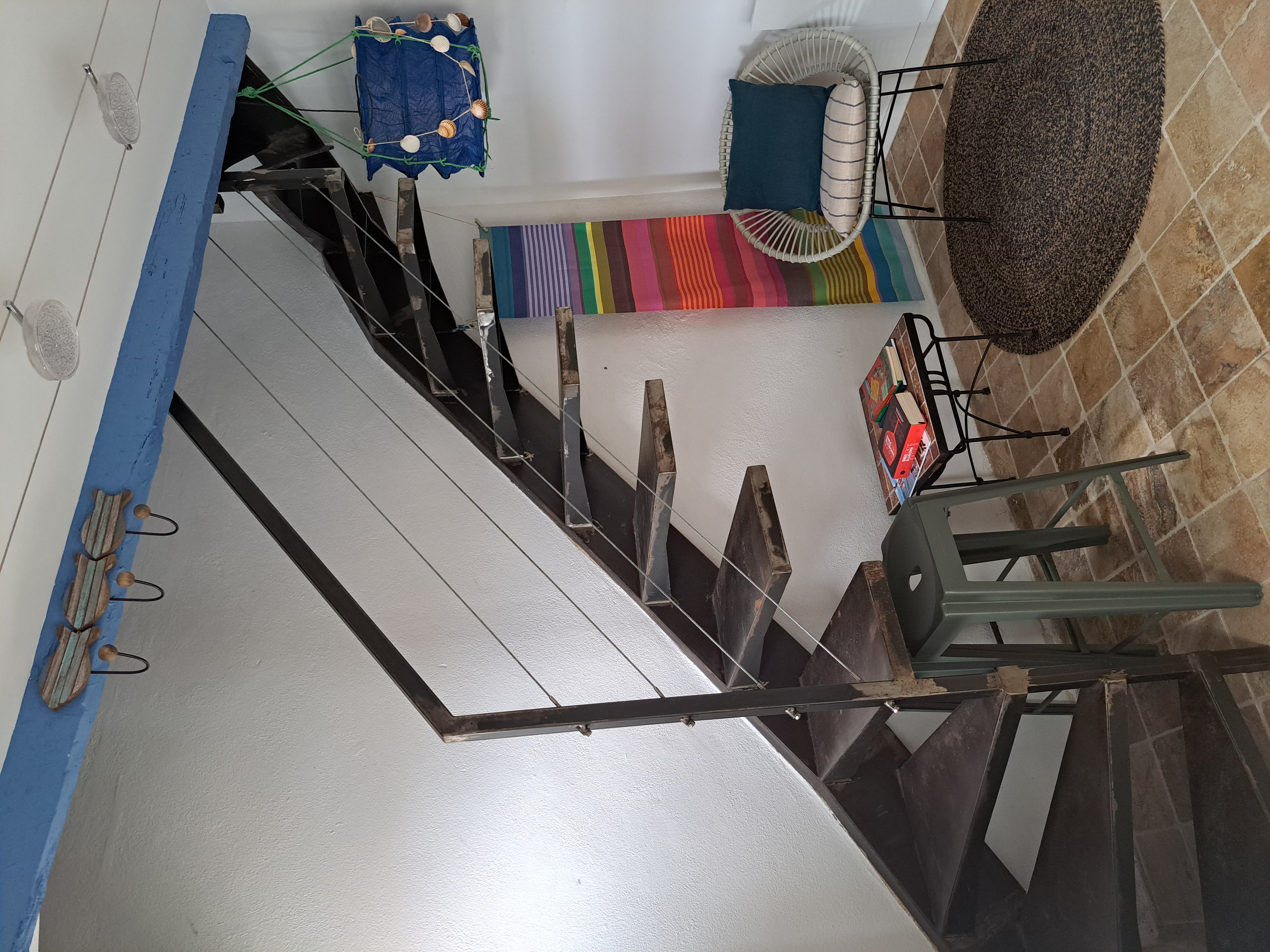 Deux superbes escaliers construits par un artisan de Mèze
