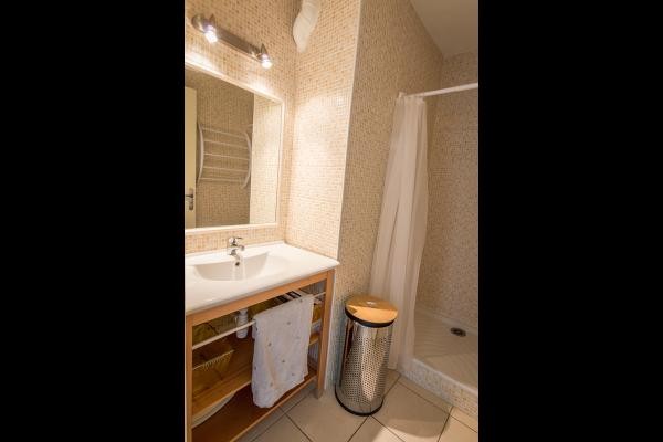 LA LAGUNE BLEUE ME 130 à MEZE 6 personnes classé 3***_6