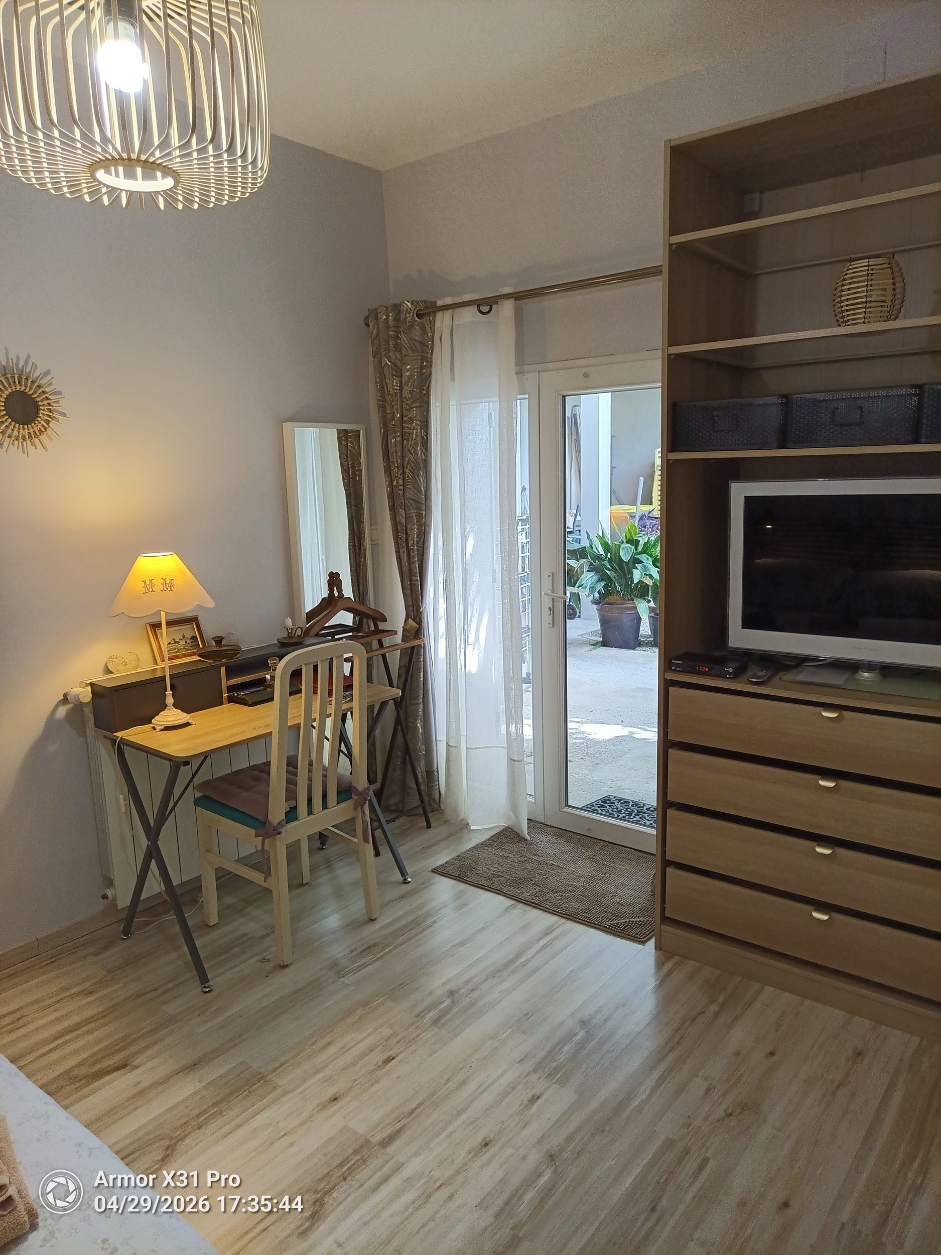 LOCATION JARDIN SUR LE PORT BAILLY GISELE ET PIERRE (4)