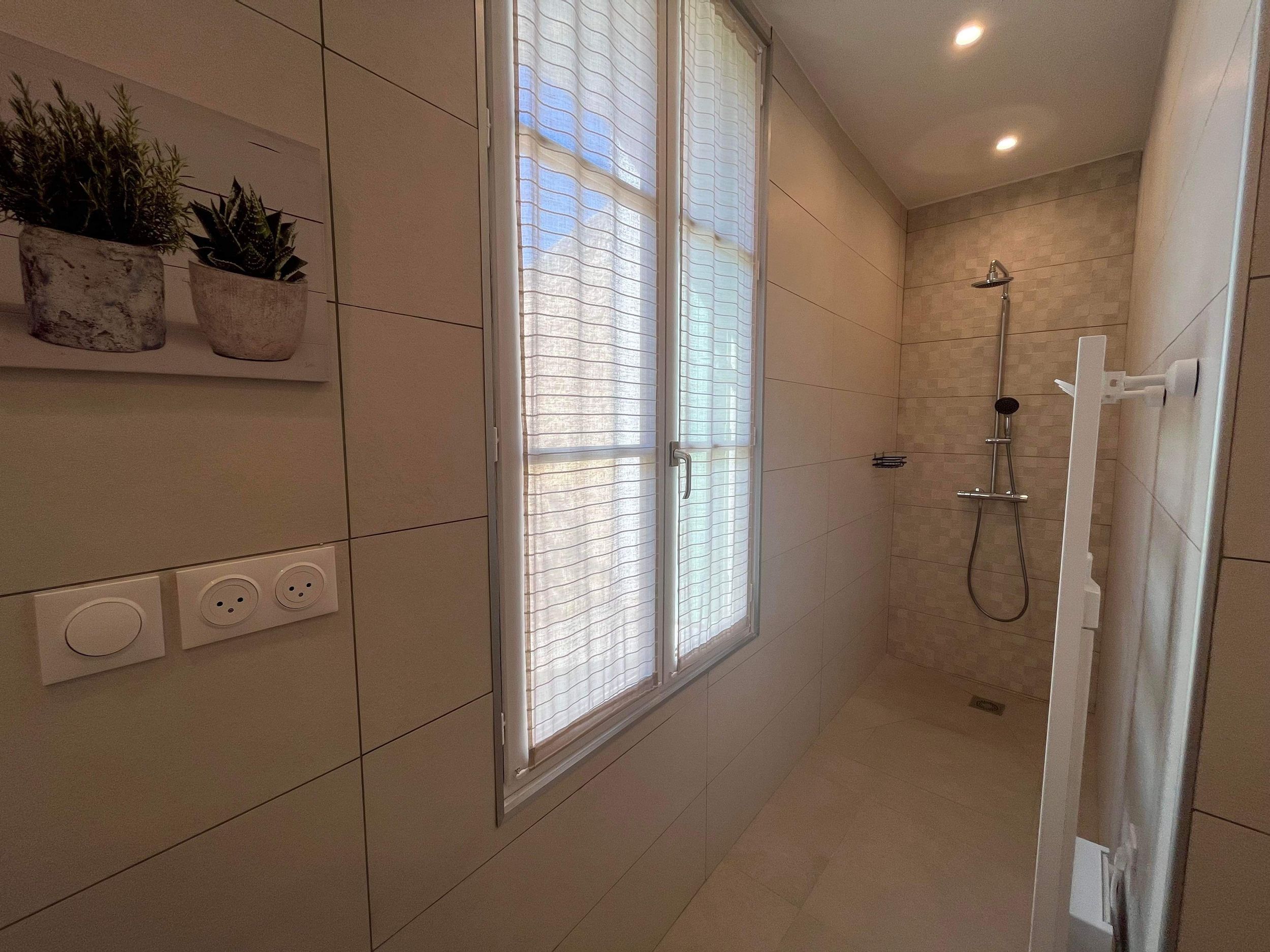 LOCATION LOUPIAN 20 RUE ANDRE MOCH DEBLANGEY FLORENT (6)