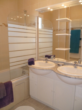 _lv_images__lot_0000000243_09_18207259