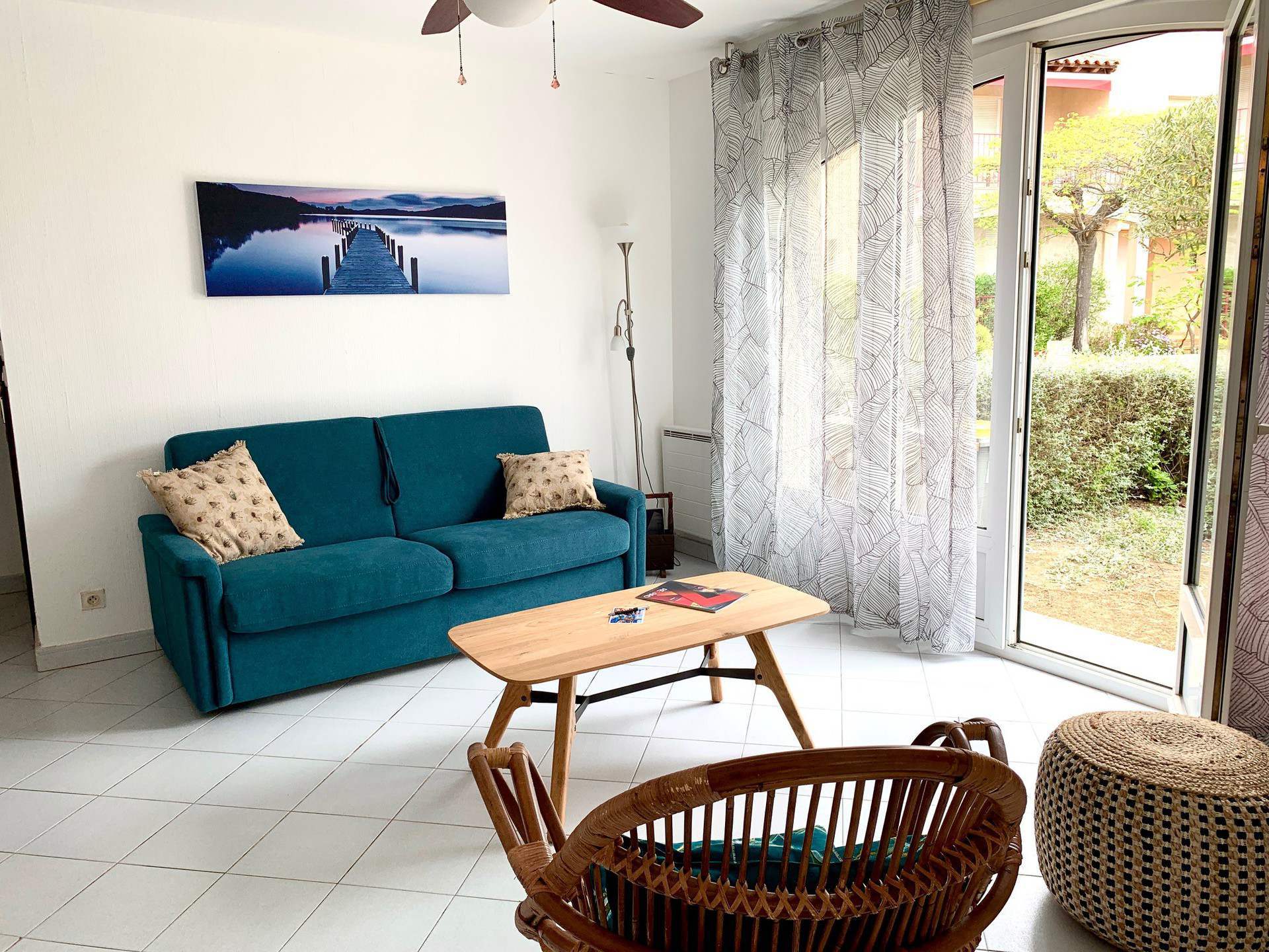 _lv_images__lot_0000000246_02_19198351