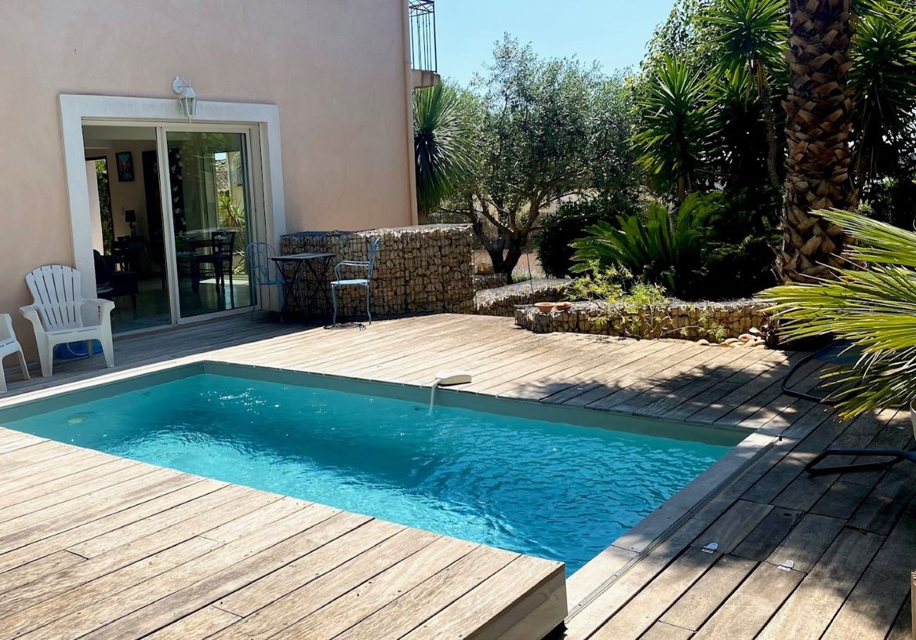 _lv_images__lot_0000000251_01_18207376