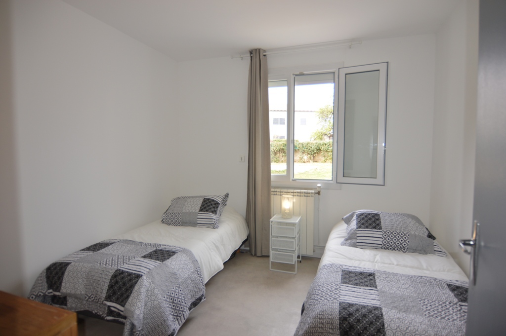 _lv_images__lot_0000000255_07_18207370