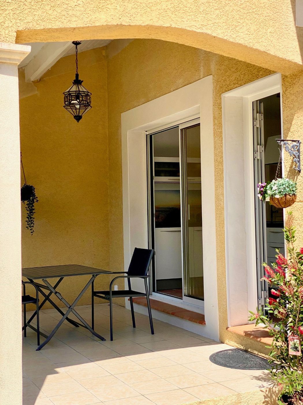 _lv_images__lot_0000000275_11_18387813