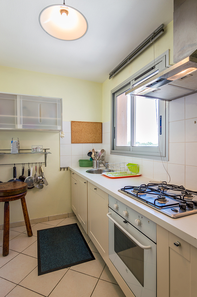 _lv_images__lot_0000000285_02_18855210