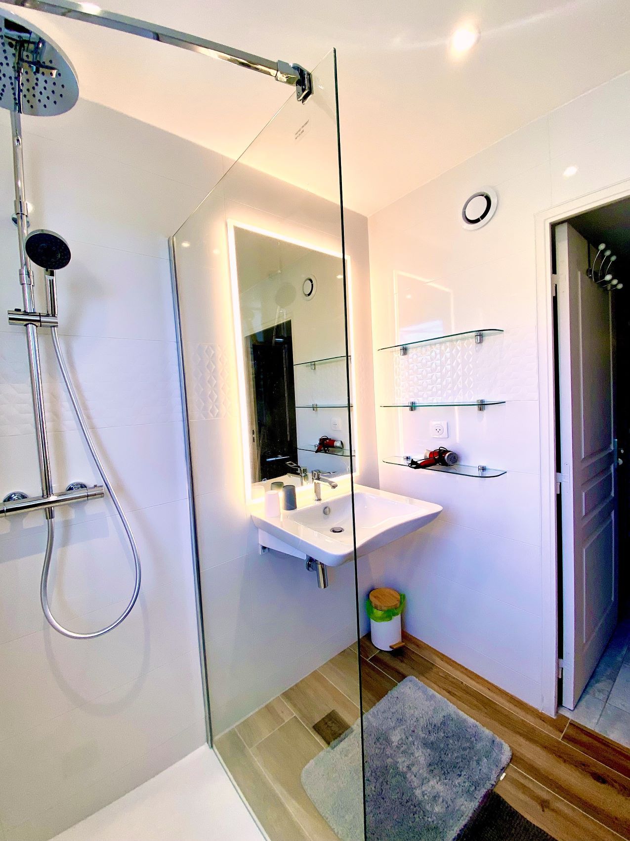 _lv_images__lot_0000000286_09_18869332