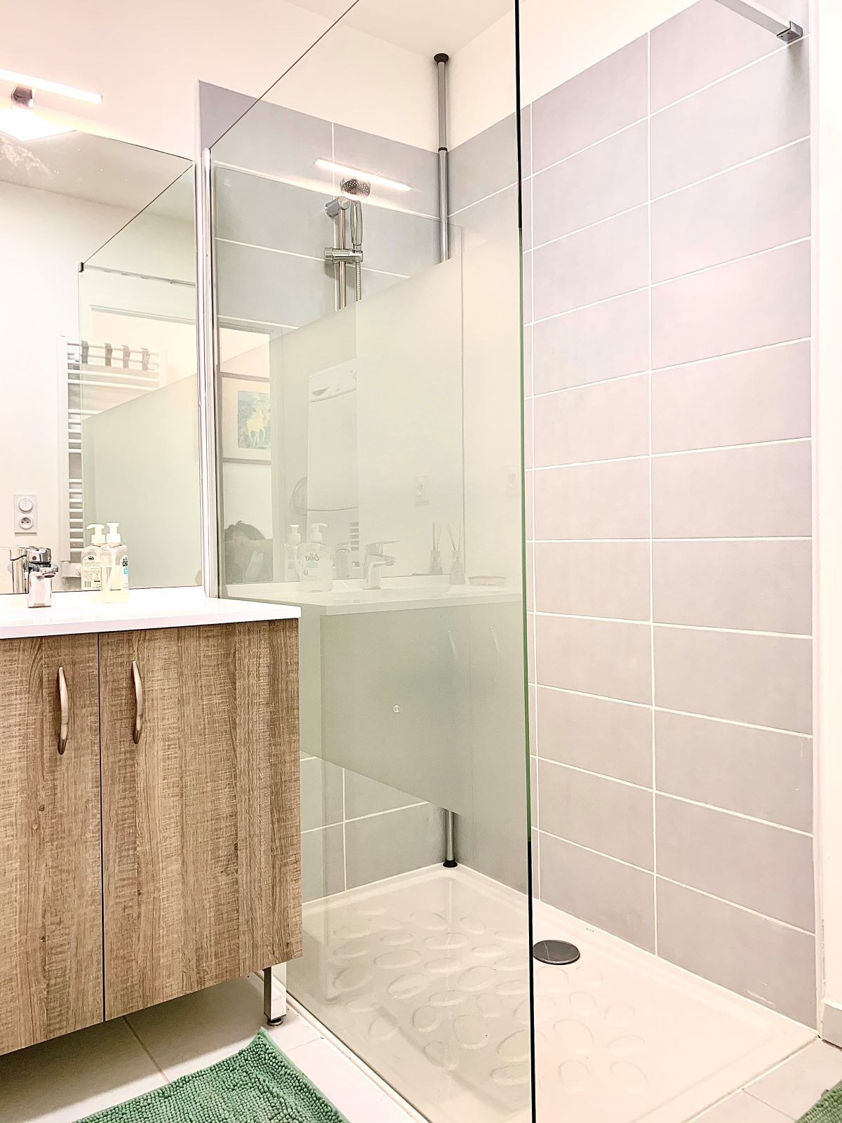 _lv_images__lot_0000000289_06_18536277