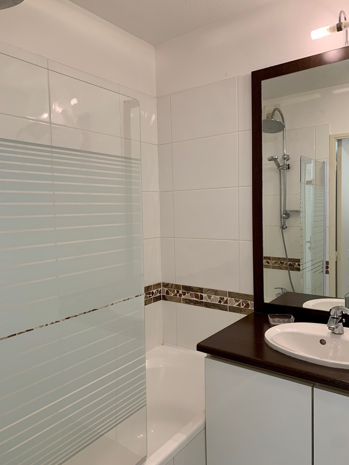 _lv_images__lot_0000000360_10_18207251