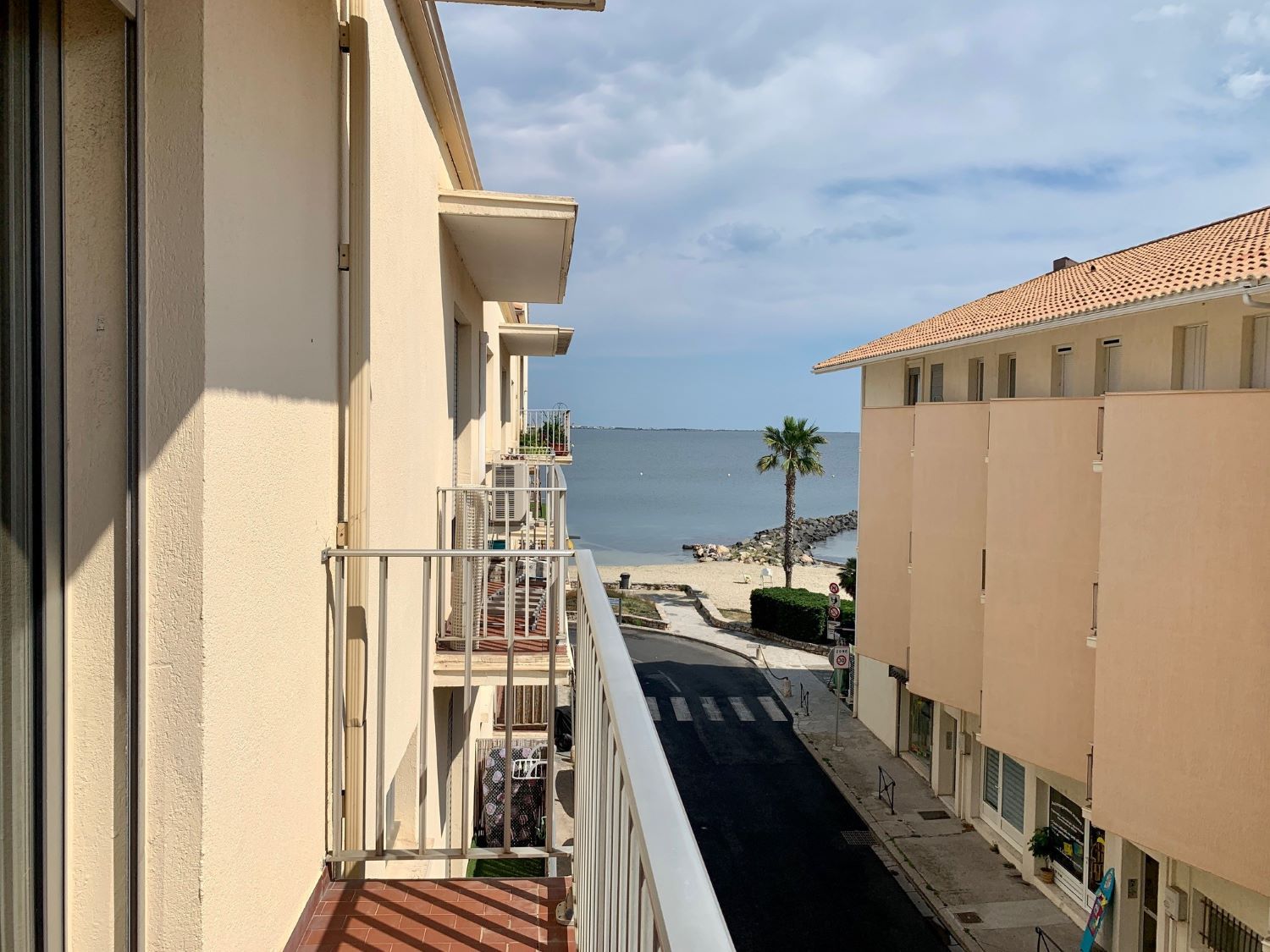 _lv_images__lot_0000000381_06_18528549