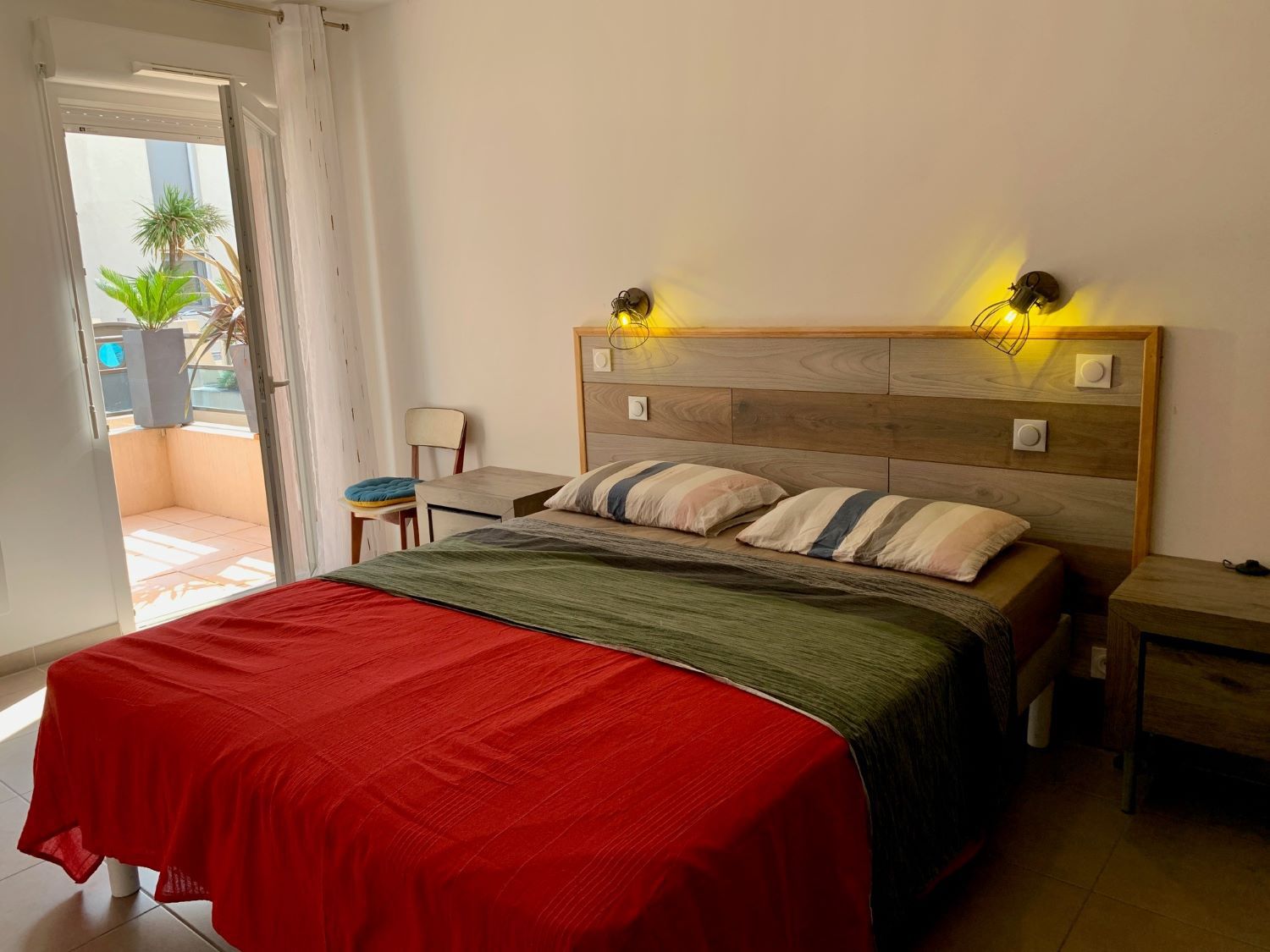 _lv_images__lot_0000000383_05_18207302