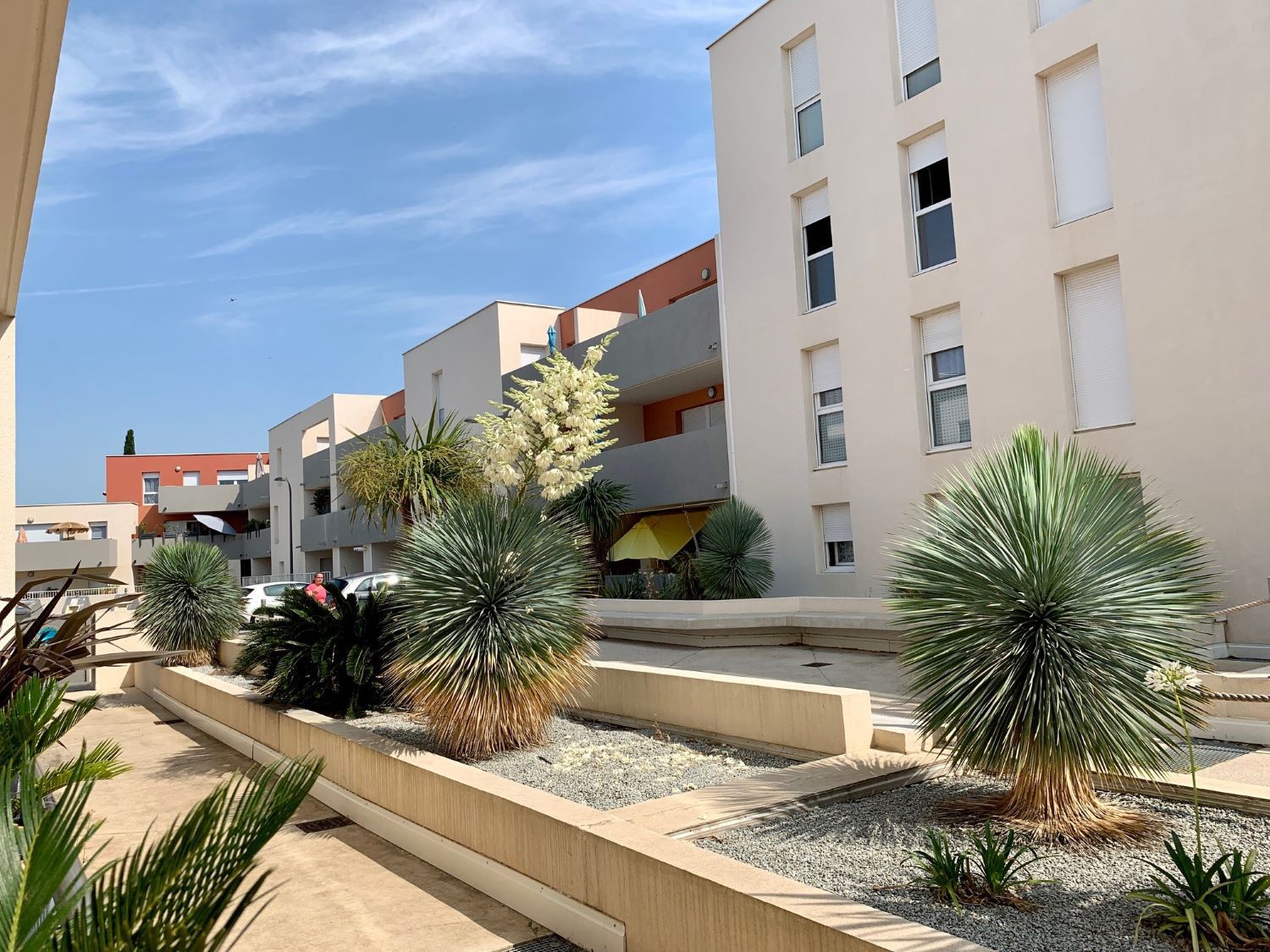 _lv_images__lot_0000000383_09_18207306