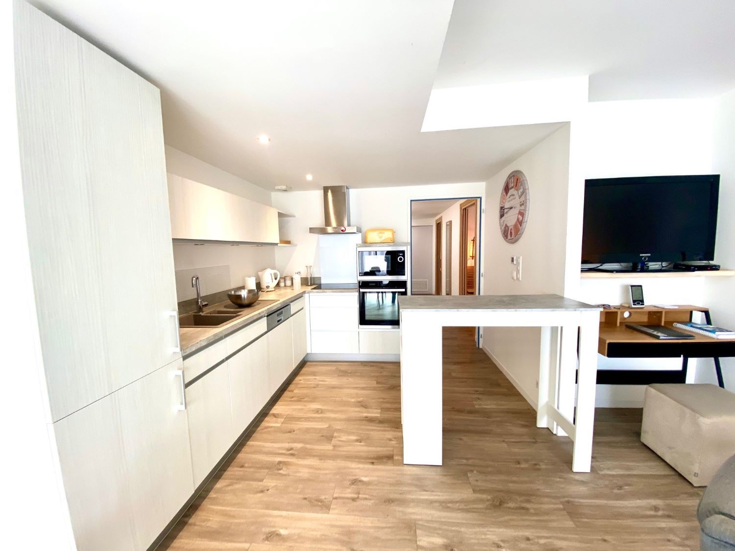 _lv_images__lot_0000000396_05_19184607