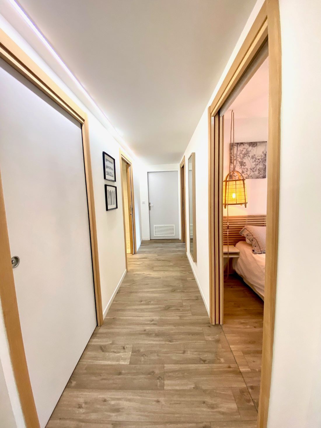 _lv_images__lot_0000000396_07_18528684