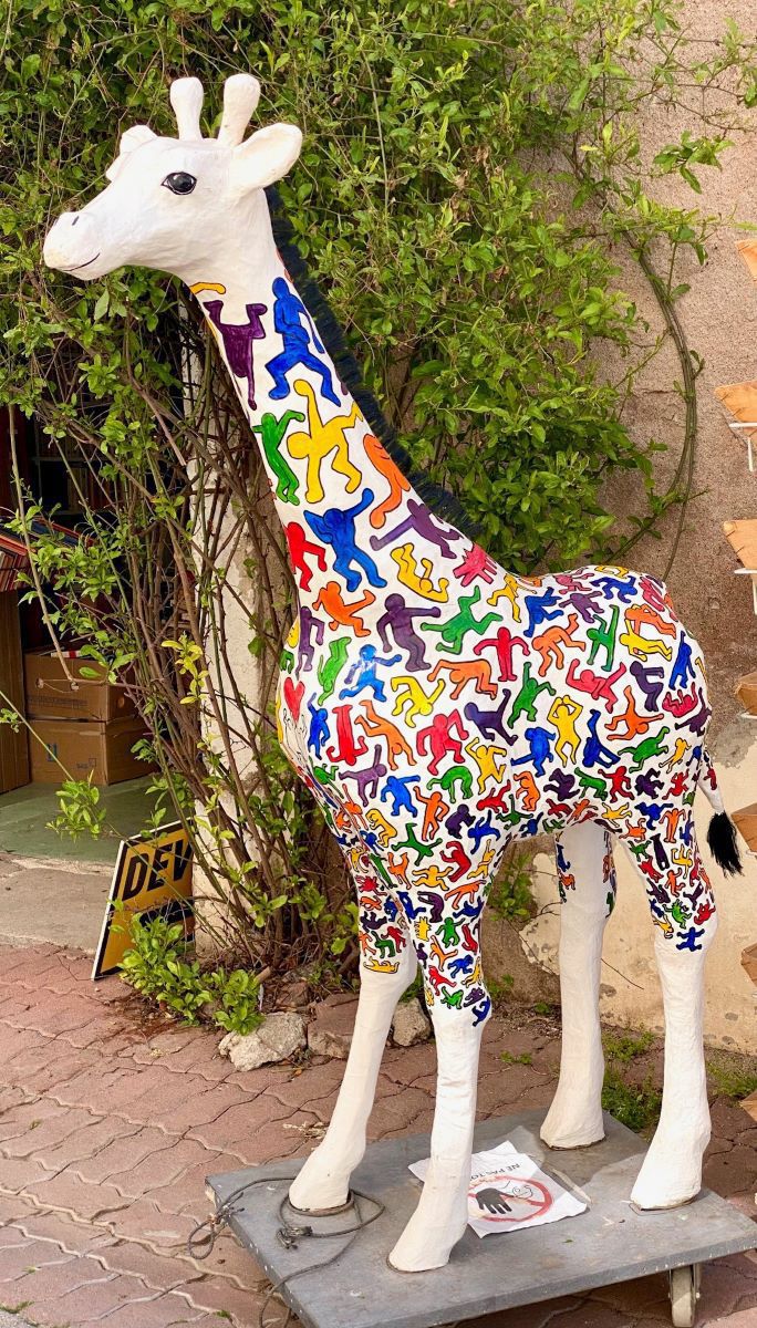 _lv_images__lot_0000000403_11_18883360