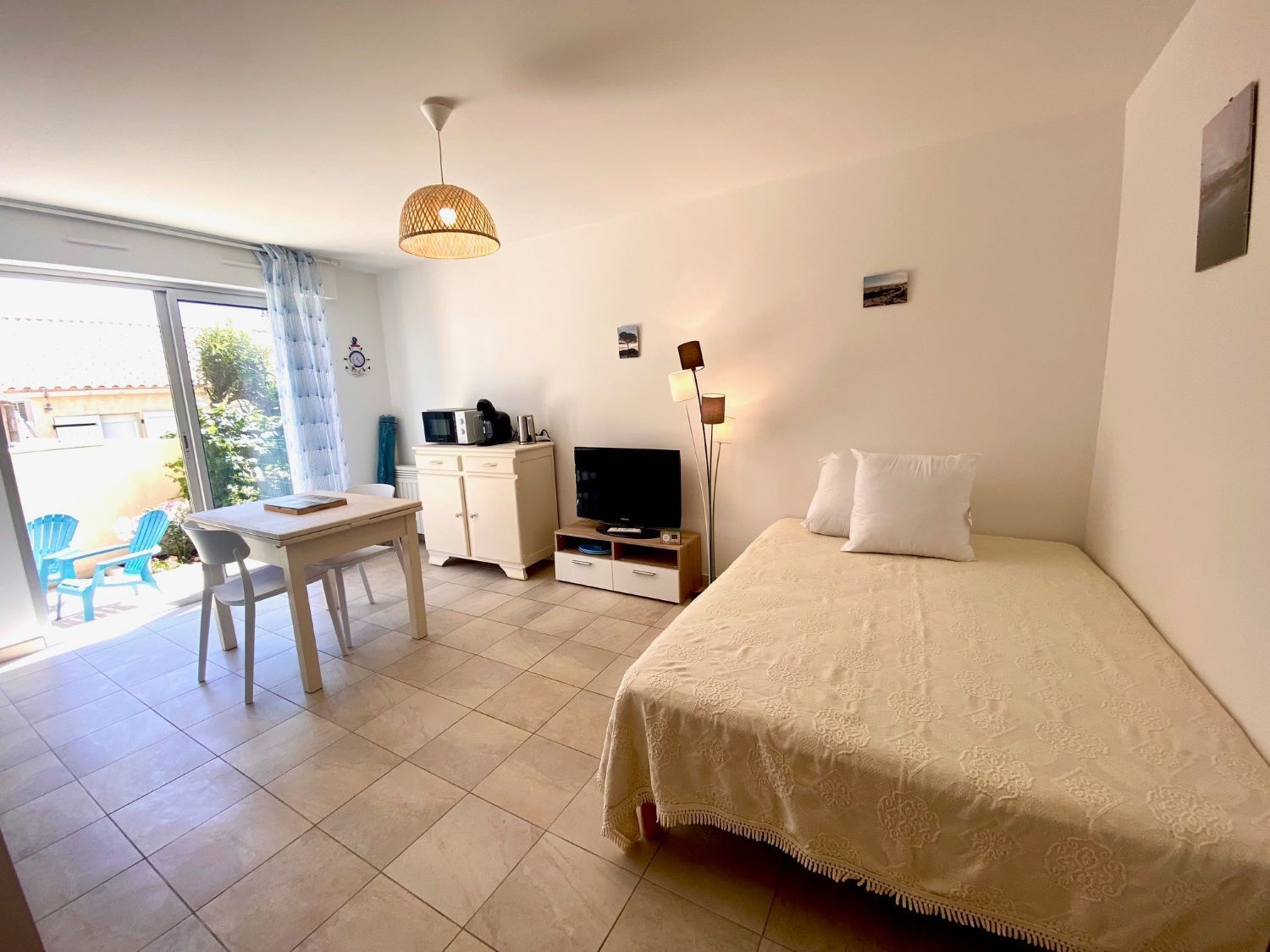 _lv_images__lot_0000000410_07_18897519