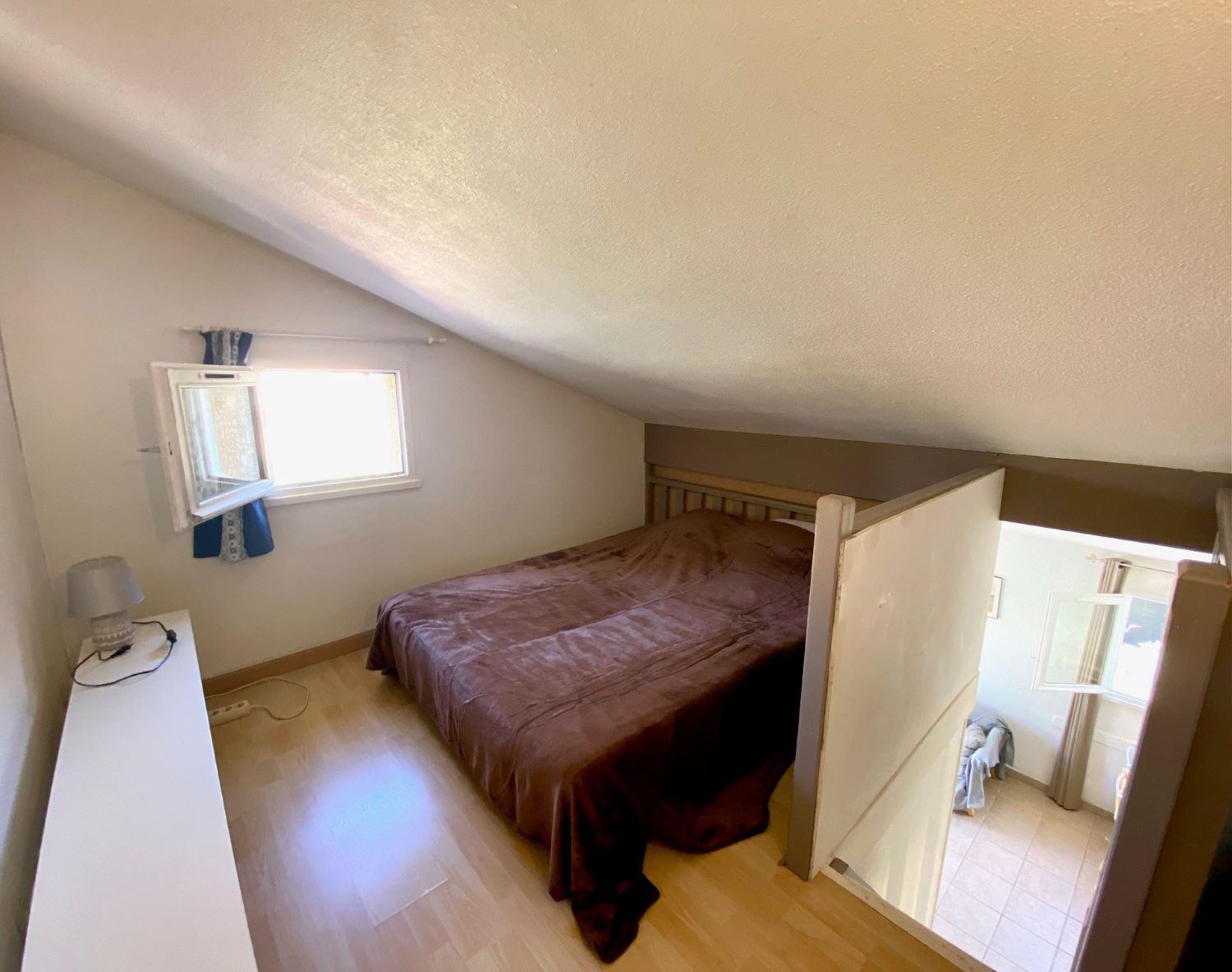 _lv_images__lot_0000000441_09_18528709