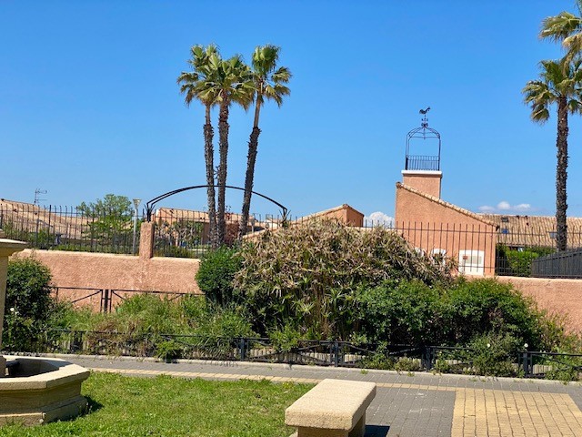 _lv_images__lot_0000000441_15_18207414