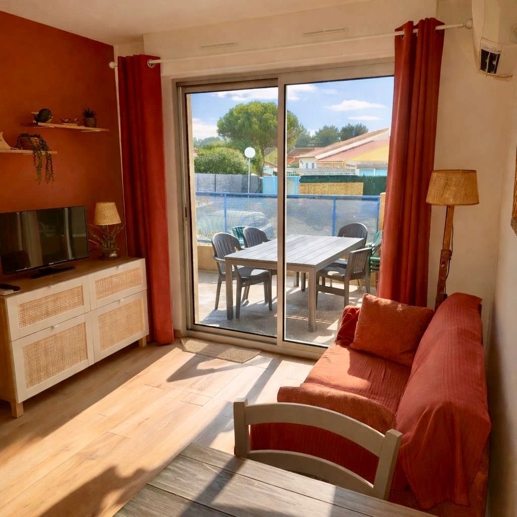 _lv_images__lot_0000000459_02_18701183