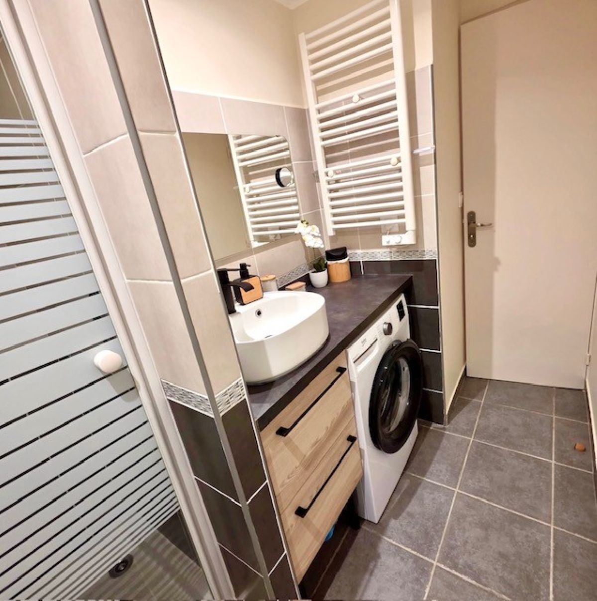 _lv_images__lot_0000000459_08_18701189