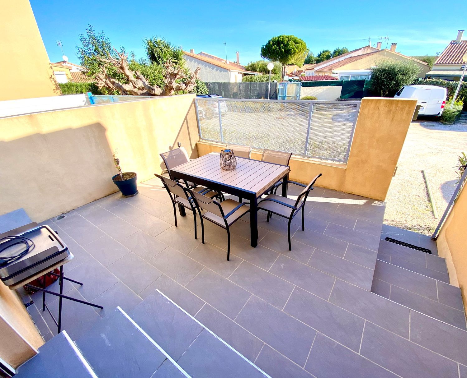 _lv_images__lot_0000000459_12_19045093