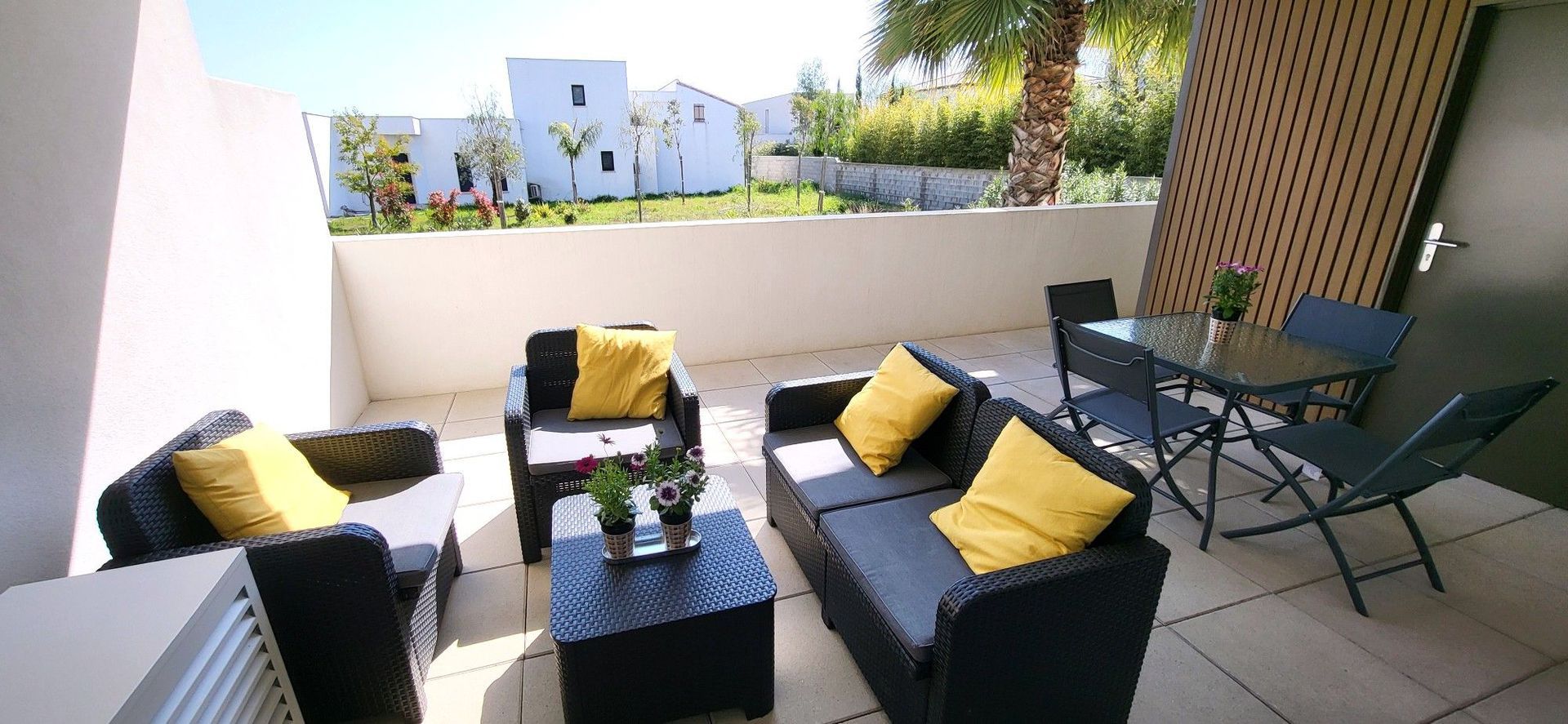 _lv_images__lot_0000000461_02_19278575