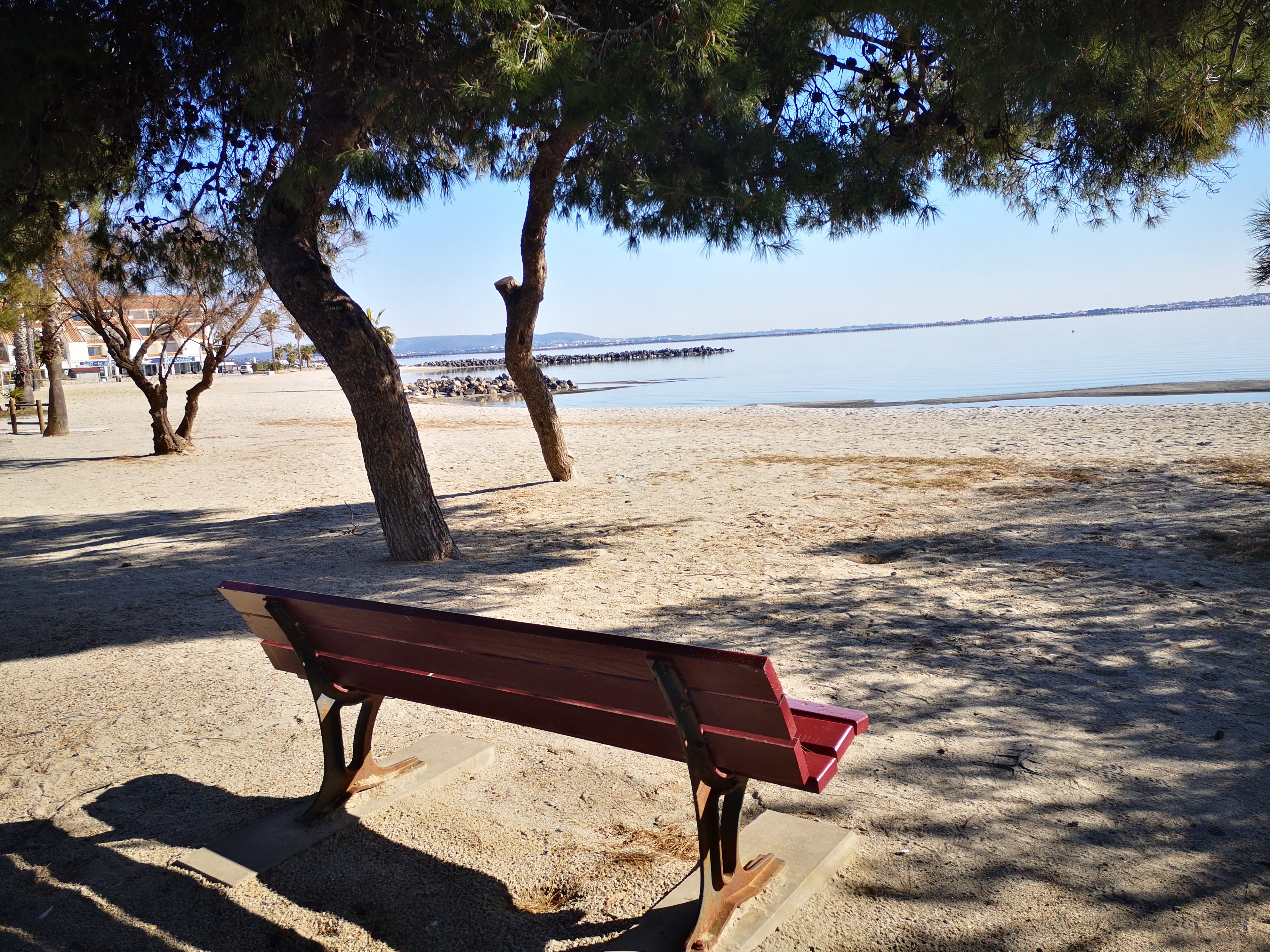 LE PATIO ME 008 A MEZE  6personnes cmassé 2 étoiles **_10