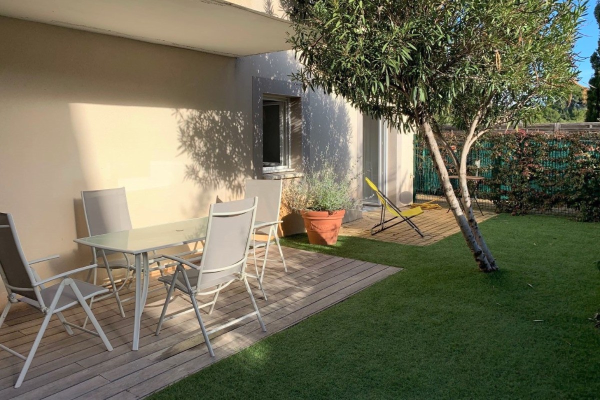 Location Appartement Bouzigues - Rez-de-Jardin Climatisé avec Terrasse et Jardin_9