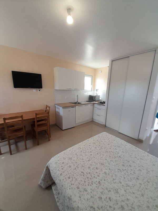 LOCATION LOUPIAN VILLA CESARIA CAMBON CHRISTOPHE (7)