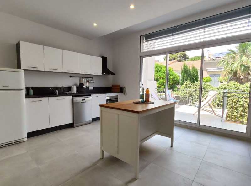 LOCATION MEZE COLOR CHIC REMEYSE FRANCOIS XAVIER (2)