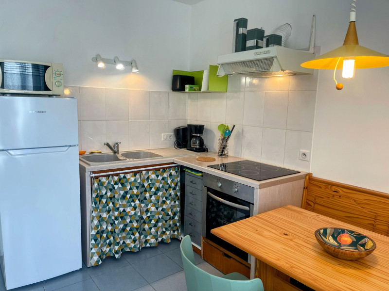 LOCATION MEZE LE CARRE REMEYSE ANNICK (1)