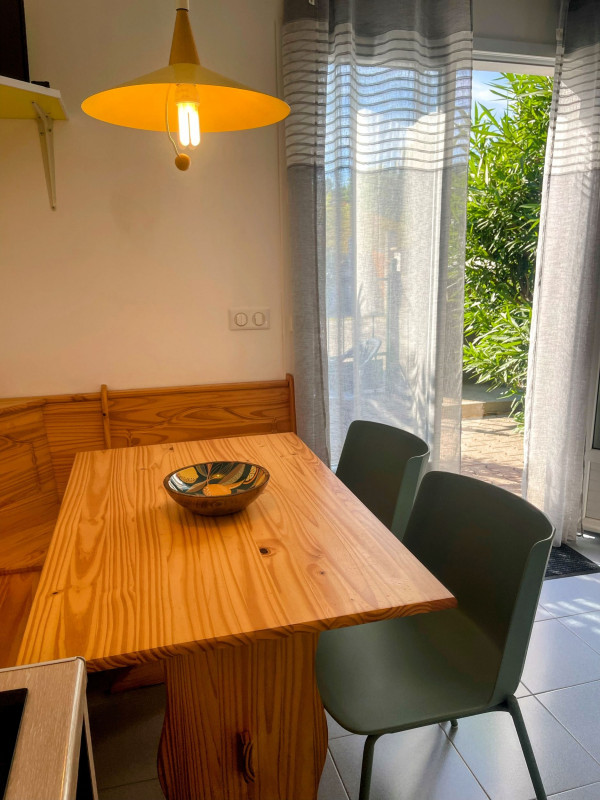 LOCATION MEZE LE CARRE REMEYSE ANNICK (2)
