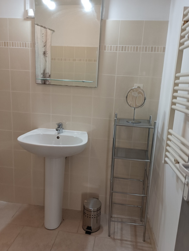 LOCATION MEZE RUE DE LA TUILERIE ROCHE ALDJA (5)