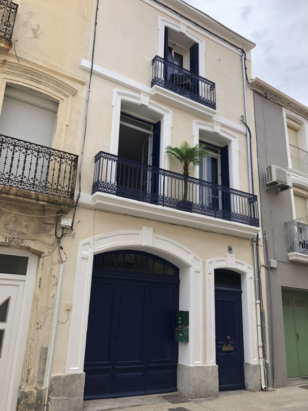 LOCATION MEZE STUDIO COTE RUE DES SALINS SCHIPHORST BARBARA (1)