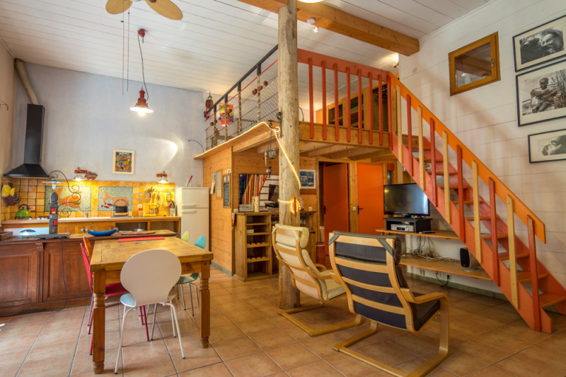 _lv_images__lot_0000000257_03_19191599