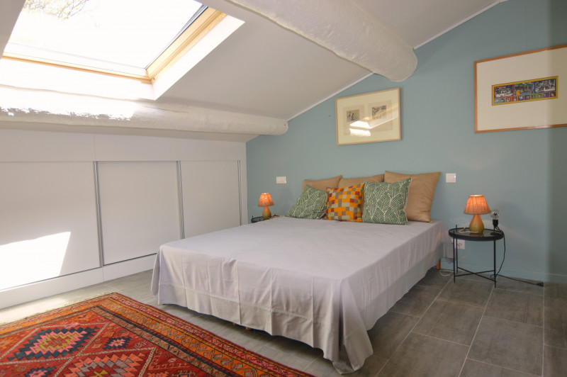 _lv_images__lot_0000000273_09_18528512