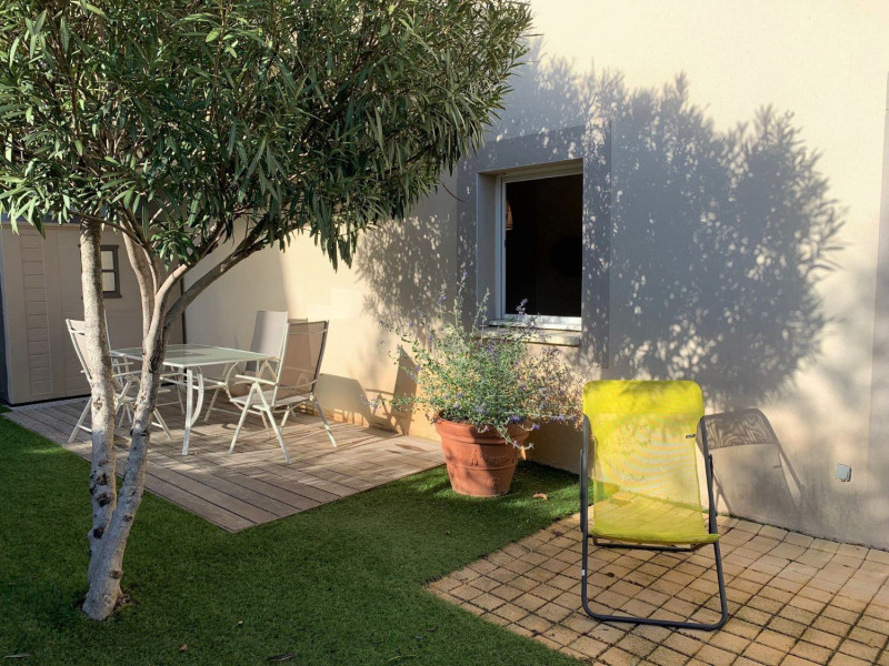 _lv_images__lot_0000000300_01_18291058