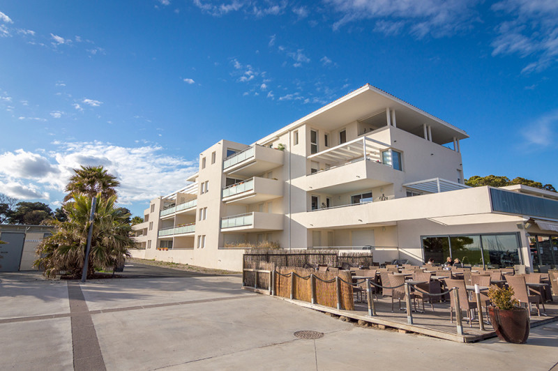 _lv_images__lot_0000000360_01_18862344