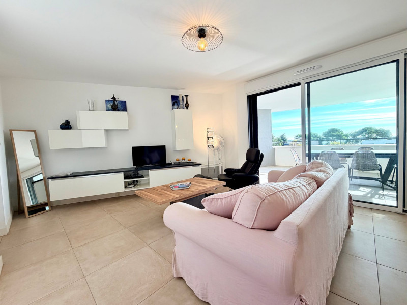 _lv_images__lot_0000000372_06_19184534