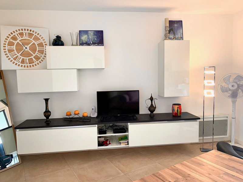 _lv_images__lot_0000000372_07_19184535