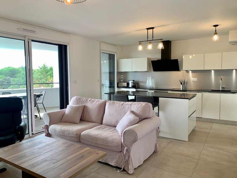 _lv_images__lot_0000000372_08_18207192 _lv_images__lot_0000000372_08_18207192