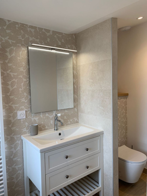 _lv_images__lot_0000000384_09_18528587